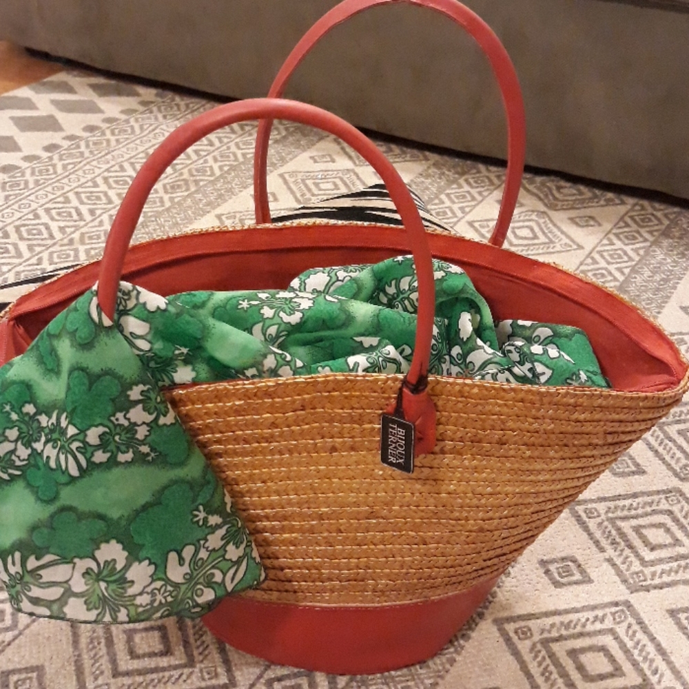 Bijoux Tote Straw bag